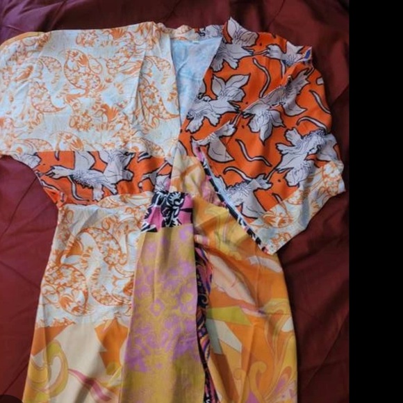 Paisley Print V Neck Batwing Sleeve Dress Size Medium - Picture 3 of 4